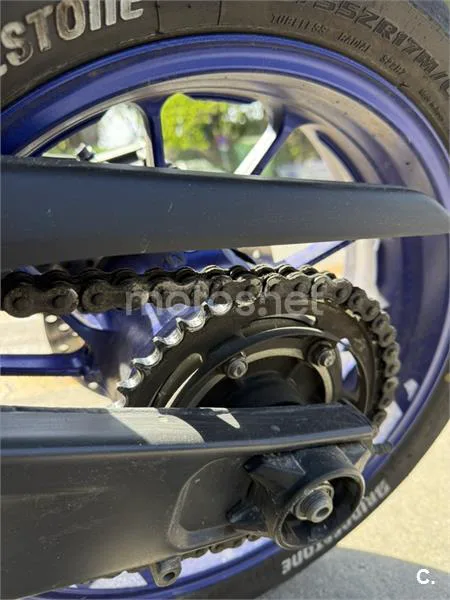Yamaha R7 – Vista 5