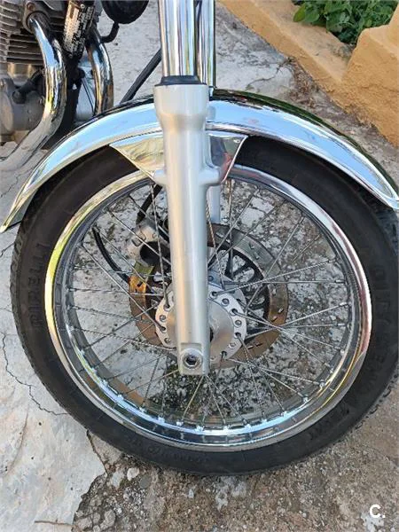 Suzuki TU250X - Vista 3