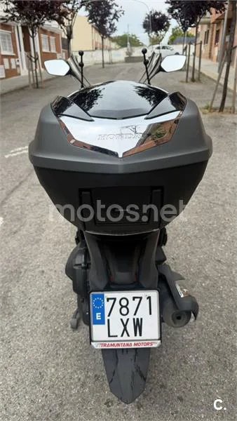 Honda SH 125i – Vista 6