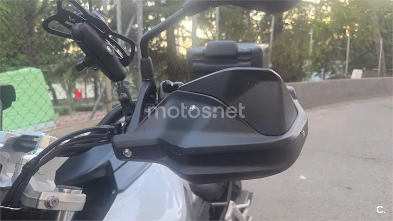BMW F 750 – Vista 6