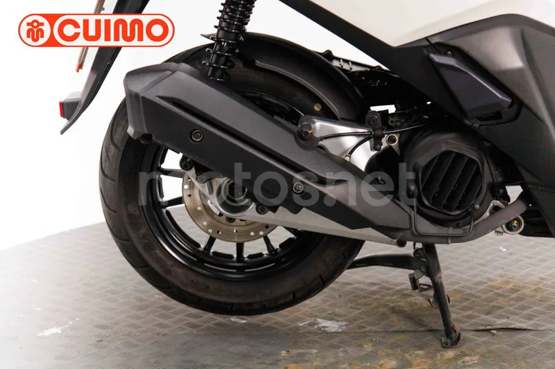 Kymco Sky Town 125 – Vista 14