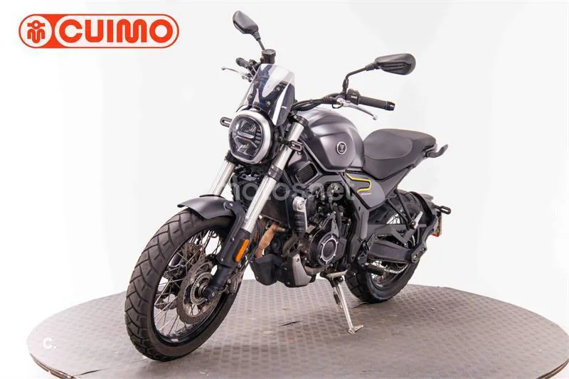 Voge 525 ACX – Vista 9