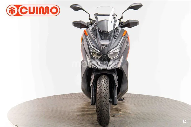 Kymco DTX 350 – Vista 10