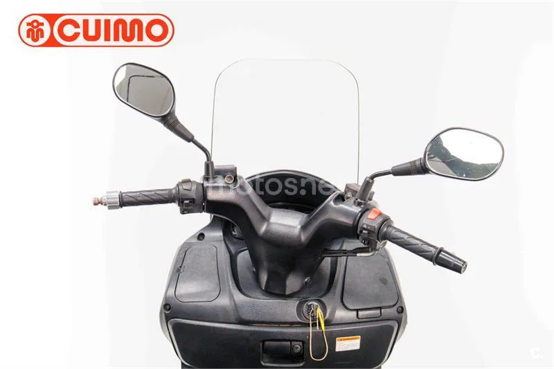 Suzuki Burgman 125 – Vista 17