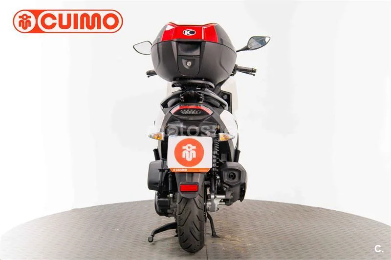 Kymco Sky Town 125 – Vista 5
