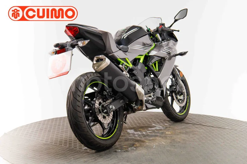 Kawasaki Ninja 125 – Vista 7