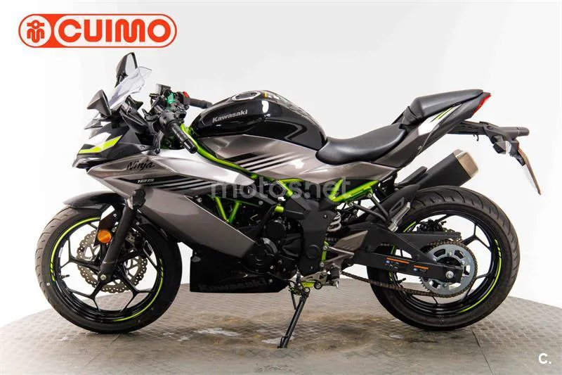 Kawasaki Ninja 125 – Vista 8