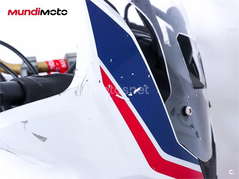 Honda CRF 1000L Africa Twin – Vista 17