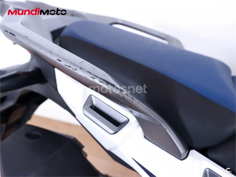 Honda CRF 1000L Africa Twin – Vista 36