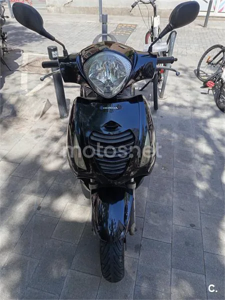Honda PS 125i Passion – Vista 8