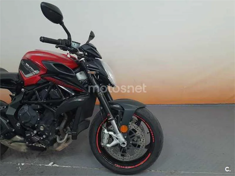 MV Agusta Brutale 800 – Vista 6
