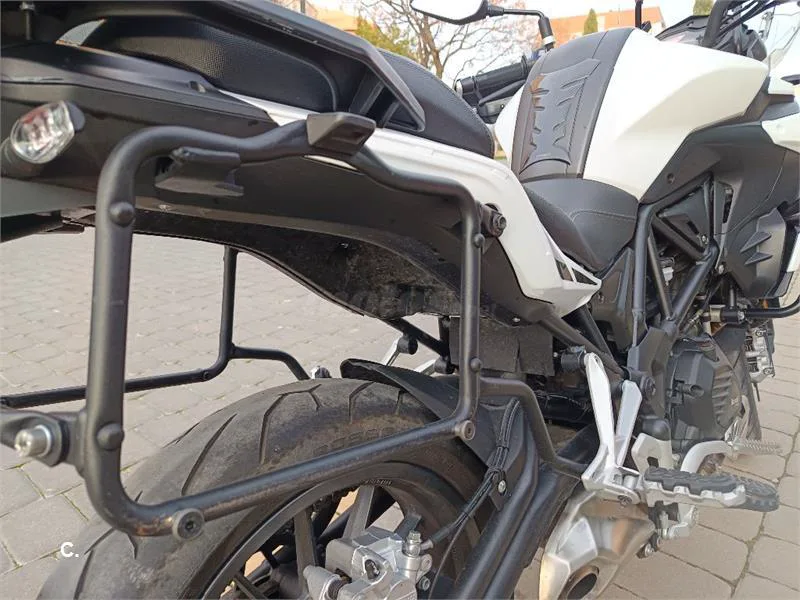 Benelli TRK 502 – Vista 5