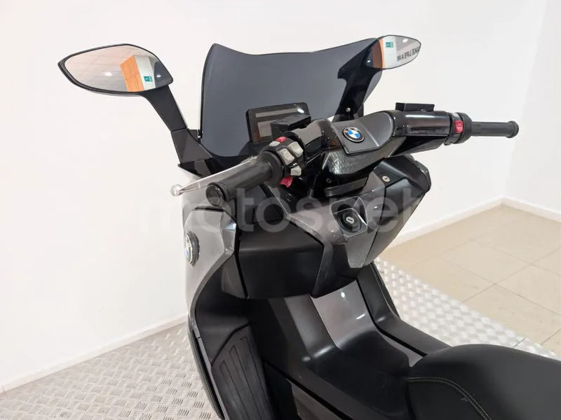 BMW C Evolution - Vista 10