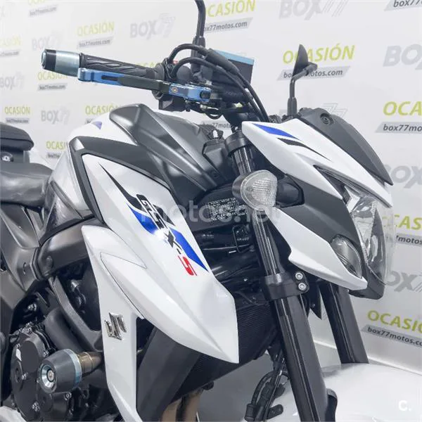 Suzuki GSX-S750 – Vista 18