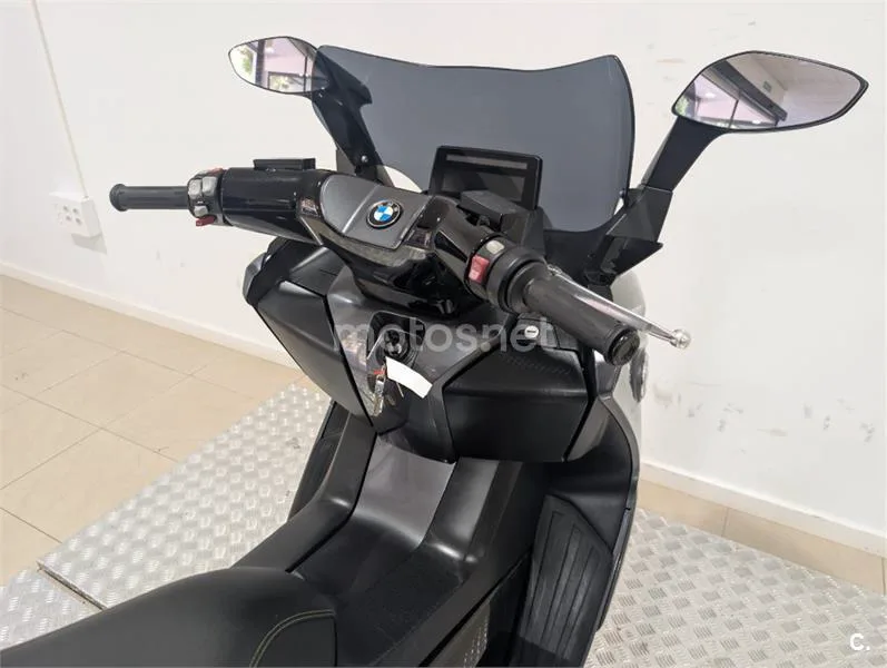 BMW C EVOLUTION – Vista 14
