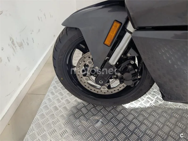 BMW C EVOLUTION – Vista 22