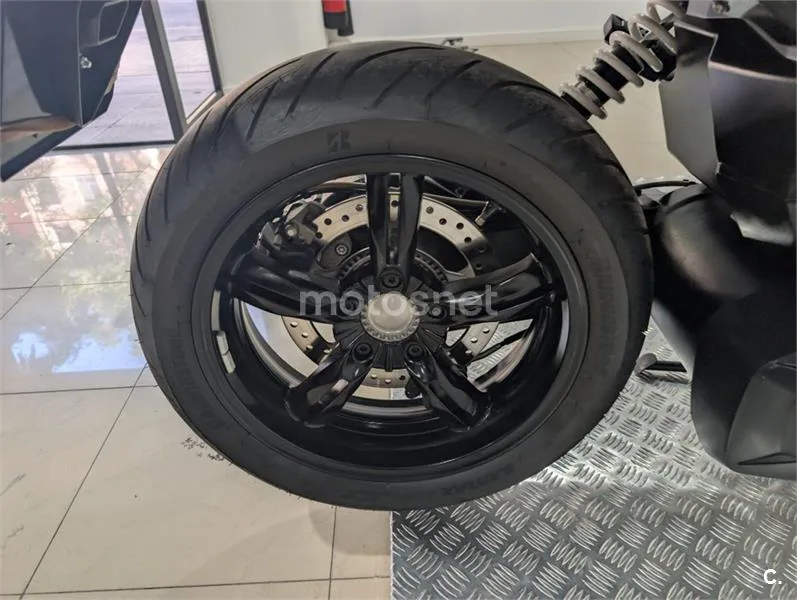 BMW C EVOLUTION – Vista 24