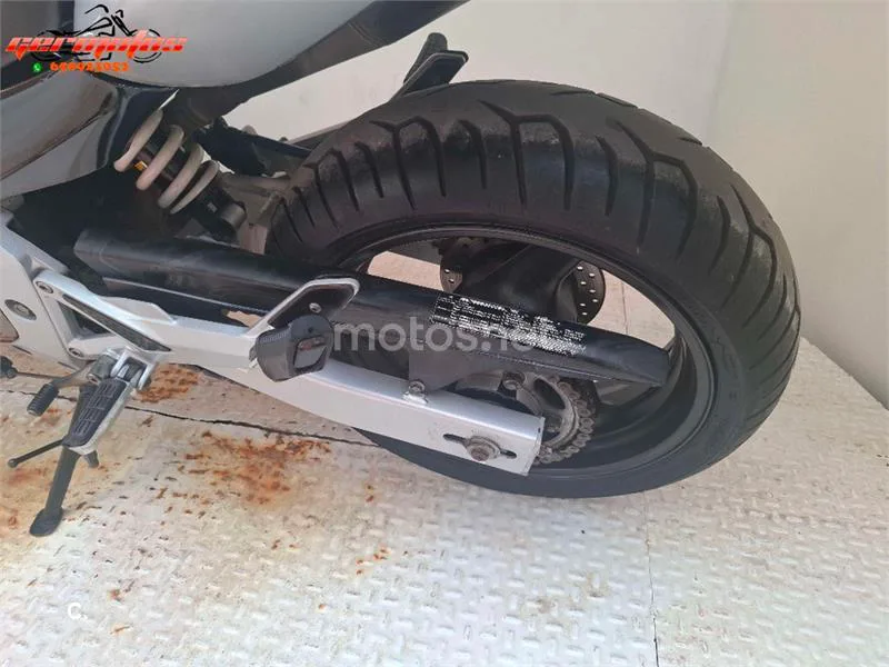 Honda CB 600 F Hornet – Vista 8