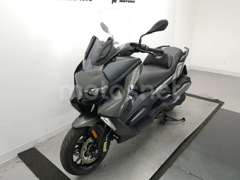 BMW C 400 GT – Vista 12