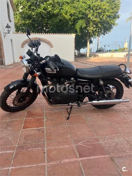 Triumph Bonneville T100 – Vista 2