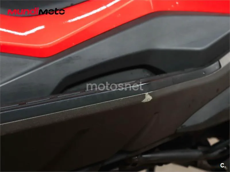 Kymco DTX 125 – Vista 23