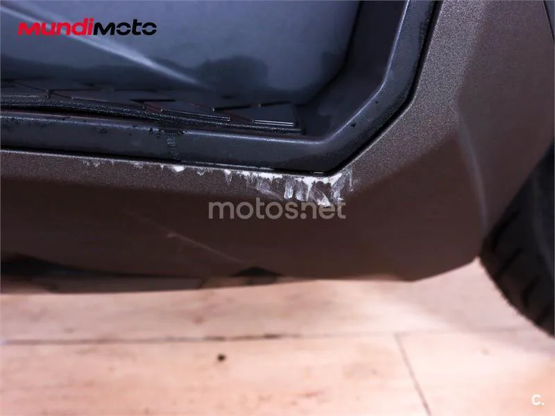 Kymco DTX 125 – Vista 25