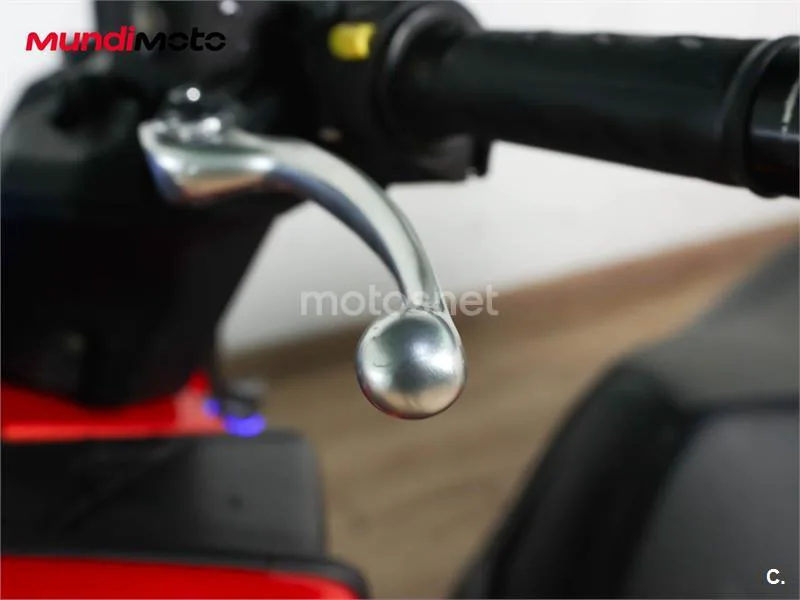 Kymco DTX 125 – Vista 29