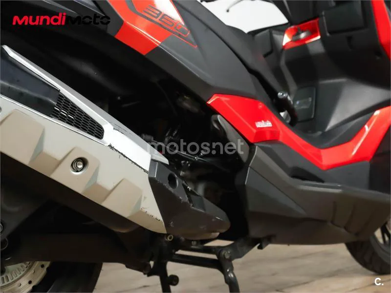 Kymco DTX 125 – Vista 4