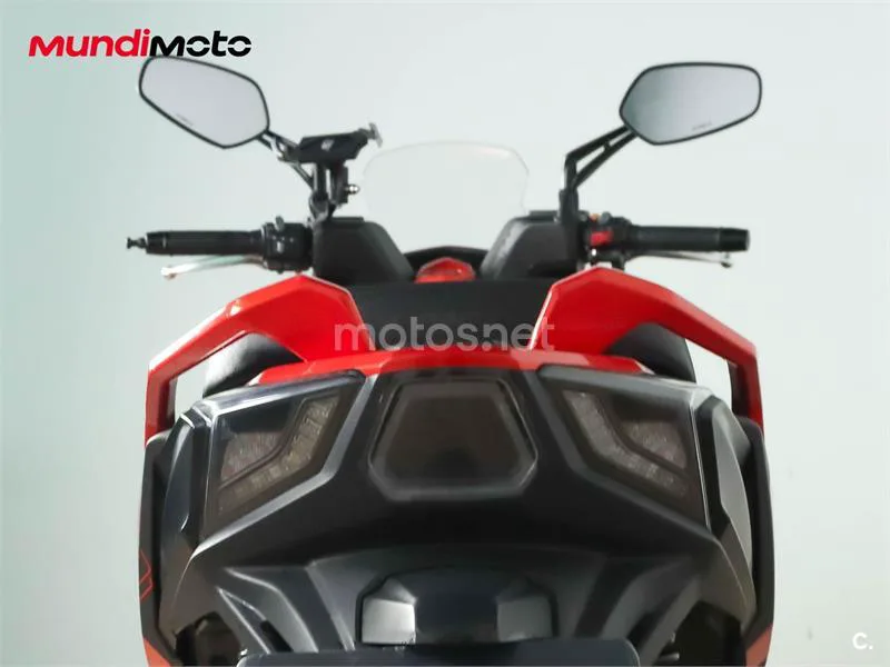 Kymco DTX 125 – Vista 9
