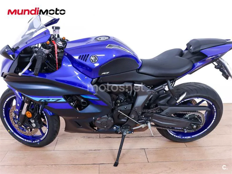 Yamaha R7 – Vista 6