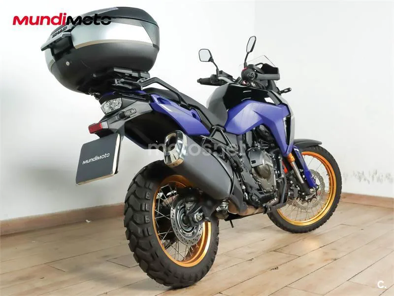 Suzuki V-Strom 800 – Vista 3