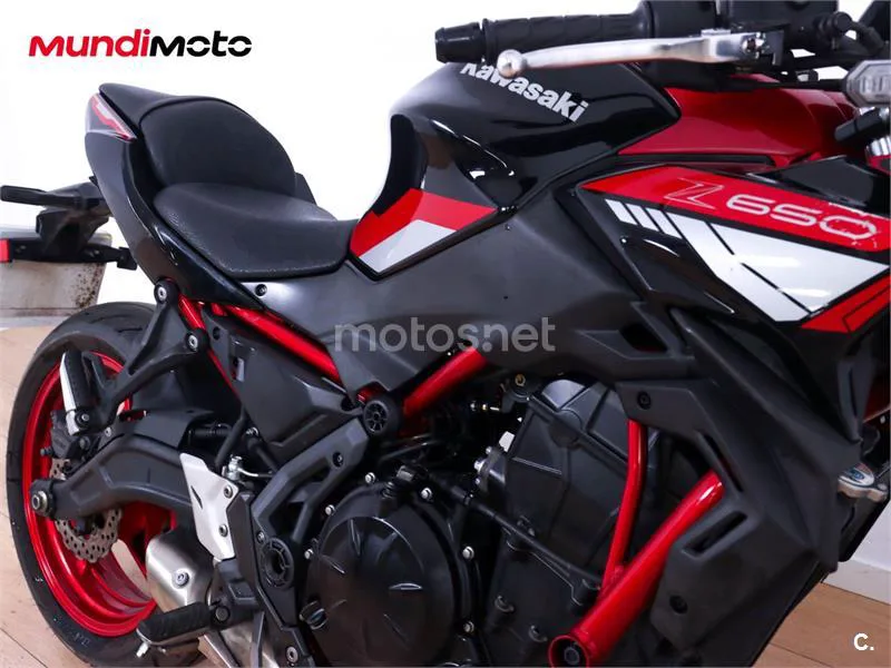 Kawasaki Z650 – Vista 4