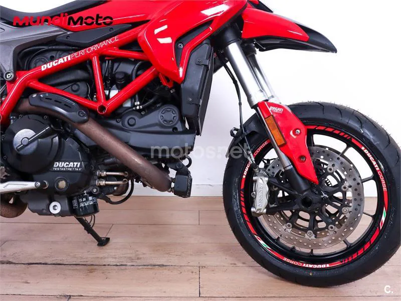 Ducati Hypermotard 939 – Vista 18