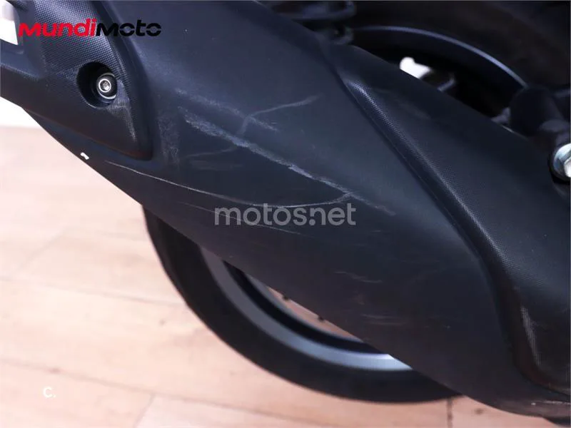 Yamaha XMAX 125 – Vista 14