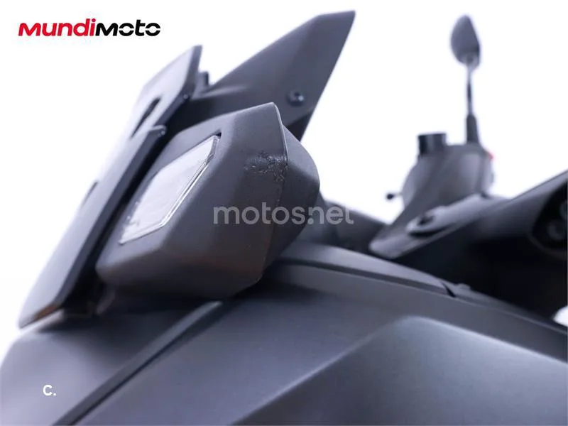 Yamaha XMAX 125 – Vista 16