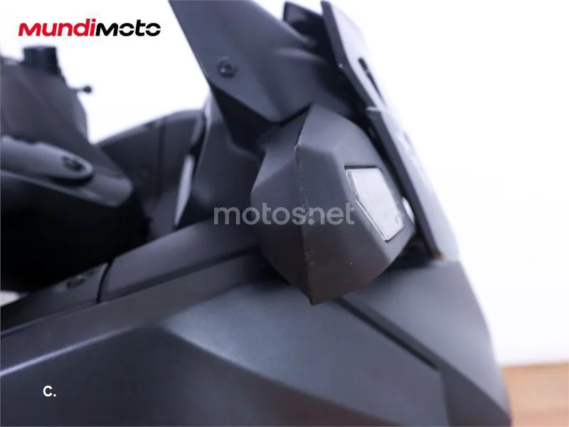Yamaha XMAX 125 – Vista 23