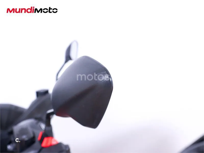 Yamaha XMAX 125 – Vista 24