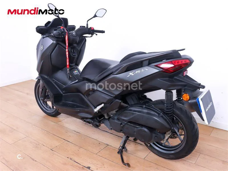 Yamaha XMAX 125 – Vista 8