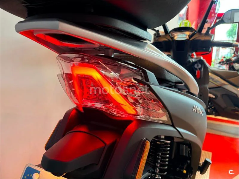 Kymco People S 125 – Vista 9