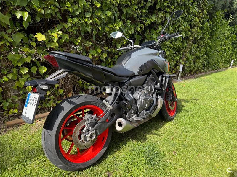 Yamaha MT-07 – Vista 3