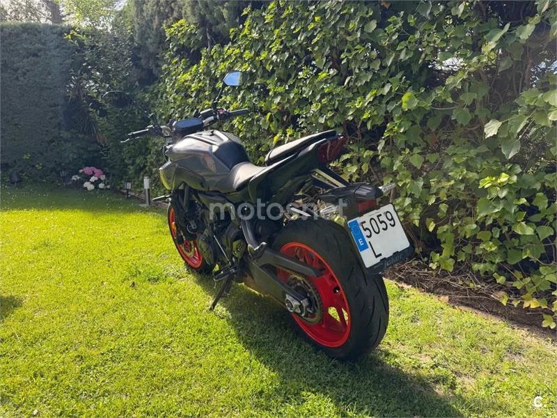Yamaha MT-07 – Vista 4