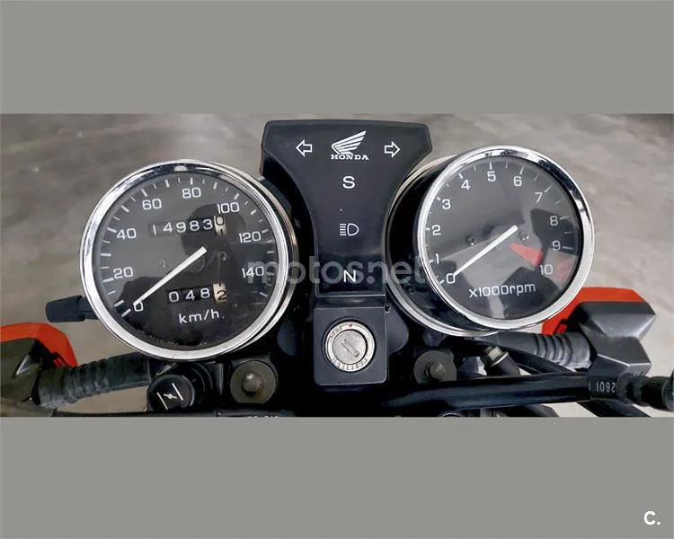 Honda CB 250 Two Fifty – Vista 5