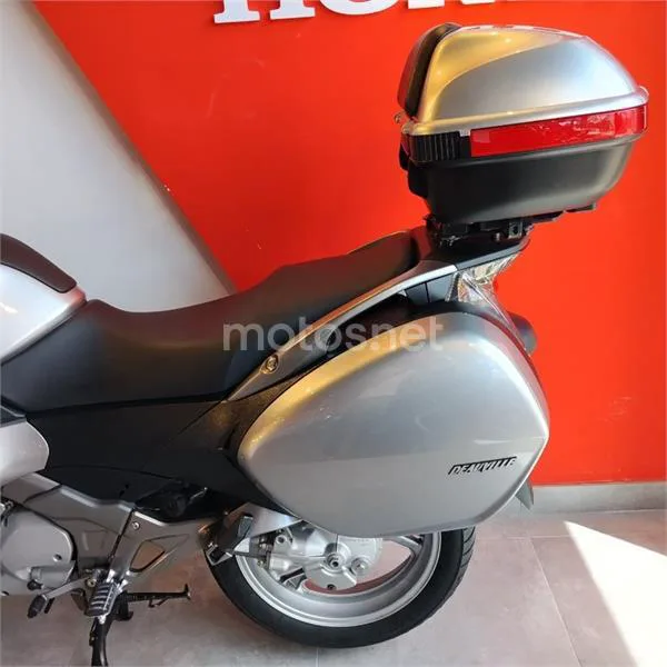Honda NT 700 Deauville – Vista 17