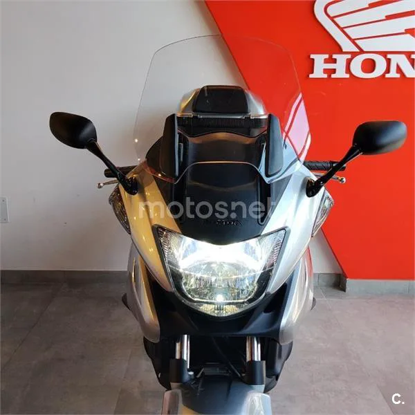 Honda NT 700 Deauville – Vista 5