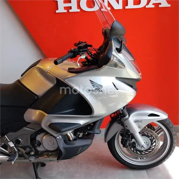 Honda NT 700 Deauville – Vista 8