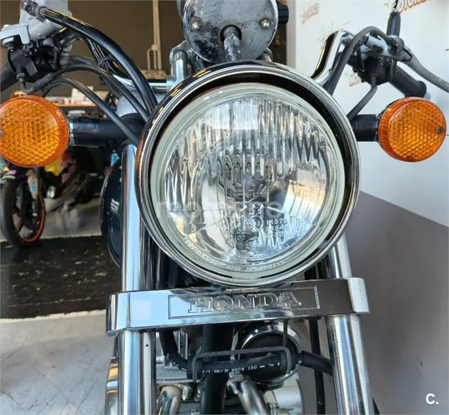 Honda CMX 250 Rebel – Vista 9