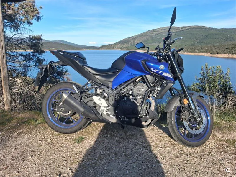 Yamaha MT-03 – Vista 7