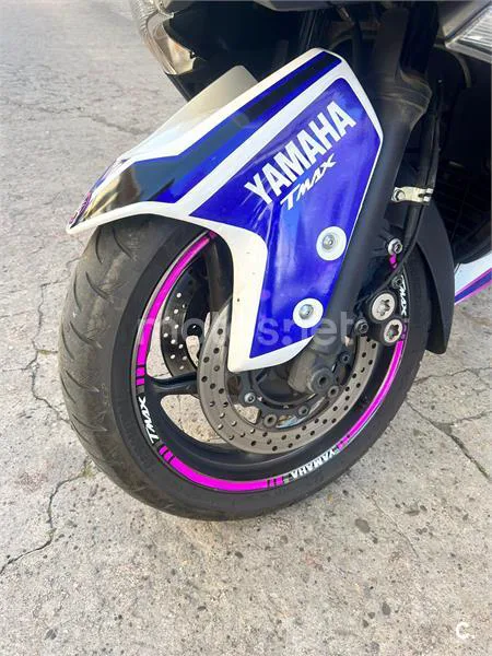 Yamaha TMAX 530 – Vista 8