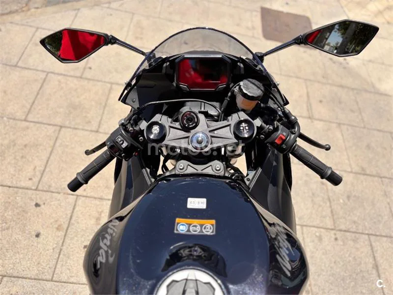 Kawasaki Ninja ZX-6R – Vista 13