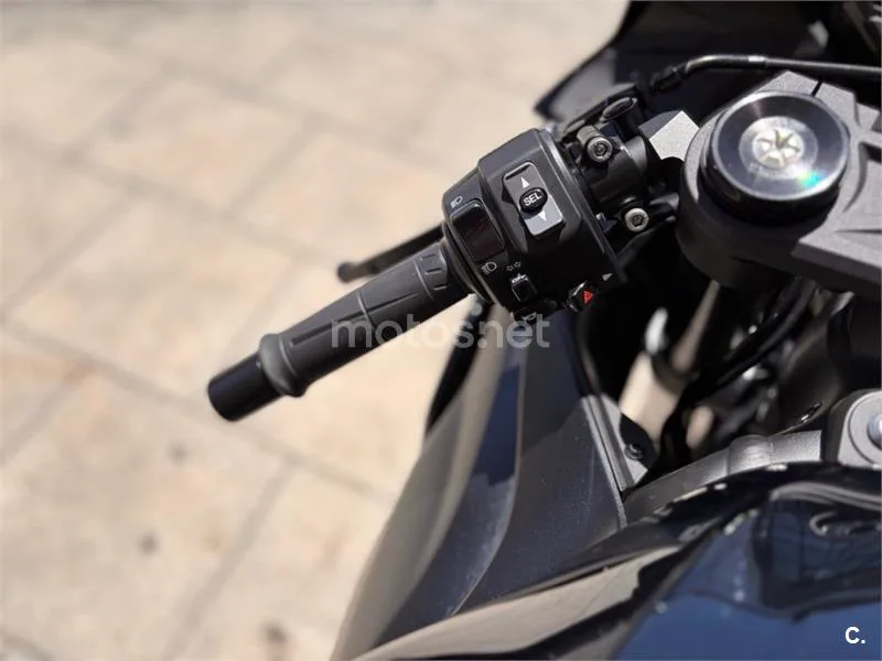 Kawasaki Ninja ZX-6R – Vista 16